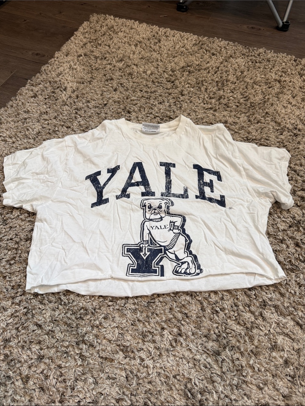 Yale White Graphic Bulldog Tee